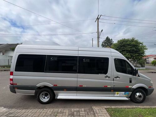 Sprinter Executiva 515 - 18 Lugares