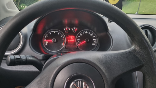 Volkswagen Saveiro 1.6 Trend Cab. Simples Total Flex 2p