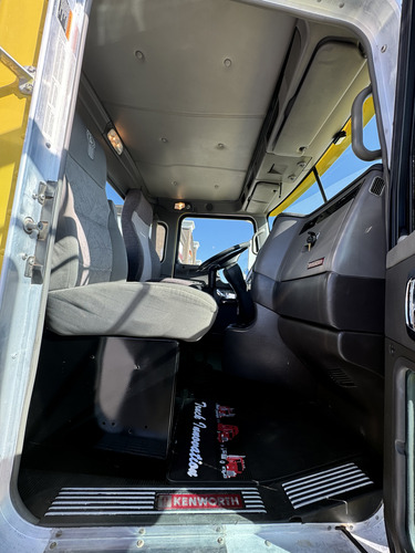 Kenworth T800 Año 2009 Torton