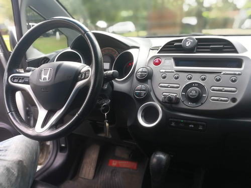 Honda Fit 1.5 At. Cuero. Full.