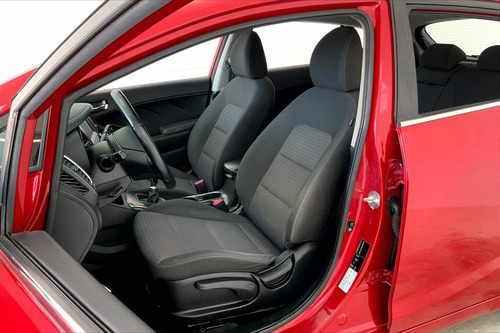 Imagen 18 de 25 de Kia Forte Hatchback 5 Pts Ex, Tm6, A/ac, Ra-16