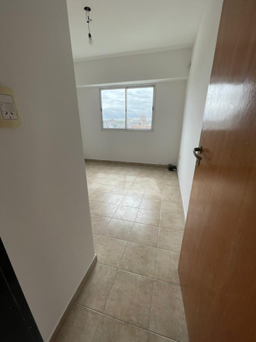 Imagen 6 de 7 de Departamento 2 Ambientes/ Venta / San Justo