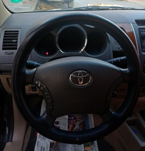 Imagen 9 de 16 de Toyota Sw4 2009 3.0 Srv At C/cuero 7as