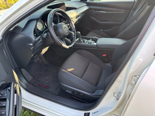 Mazda Mazda 3 2.0 Mhev I Sport Sedan At