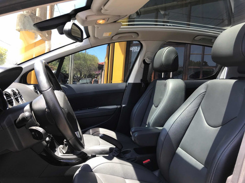 Imagen 7 de 15 de Peugeot 308 1.6 Feline Hdi 115cv - 2017