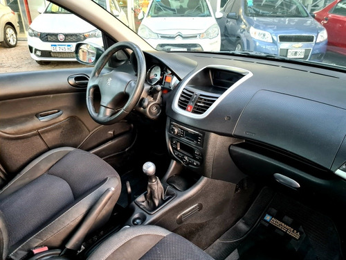 Peugeot 207 Compact Xt Hdi 1.4 2011 118.000km Fcio T/usado