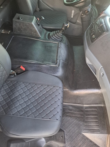 Atego 2425 Reduzido 3-eixos Caçamba