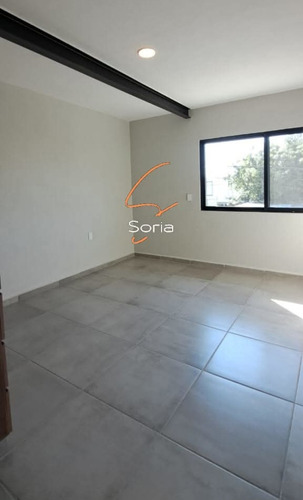 Casa En Oaxtepec Morelos, Lujosa Amplio Jardín