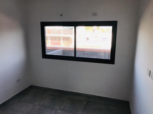 Imagen 7 de 14 de Departamento En Venta En José C Paz