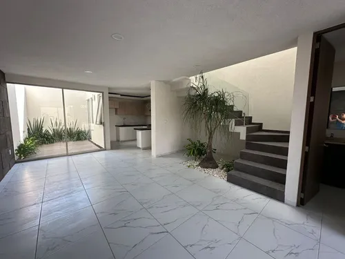 Casa En Venta En Tres Marias Morelia