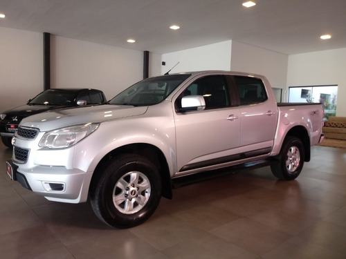 Imagem 1 de 10 de S10 Dupla Lt 2.8 4x4 Automática 2014/2014 Prata