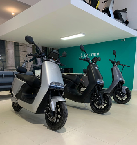 Moto Eléctrica Yadea G5 Litio