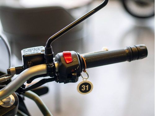 Imagen 5 de 25 de Royal Enfield Himalayan Pine Green Disponible Ya