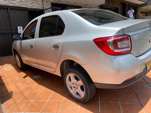 Renault Logan 1.6 Expression / Life +