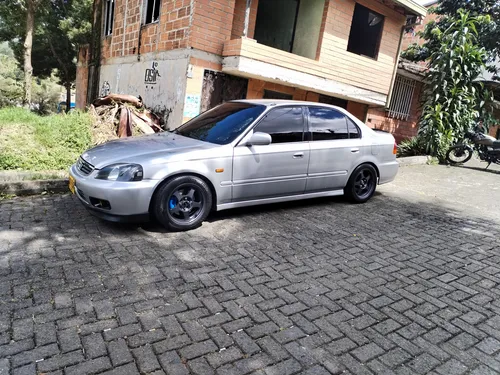 Honda Civic 1.6 Vti