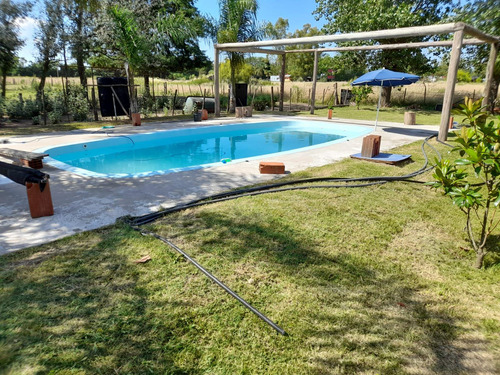 Venta Casa Quinta 4 Ambientes En Cañuelas, Cochera