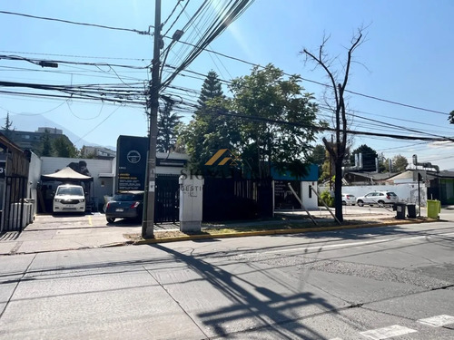 Casa Comercial Con Bodega, Negociable.