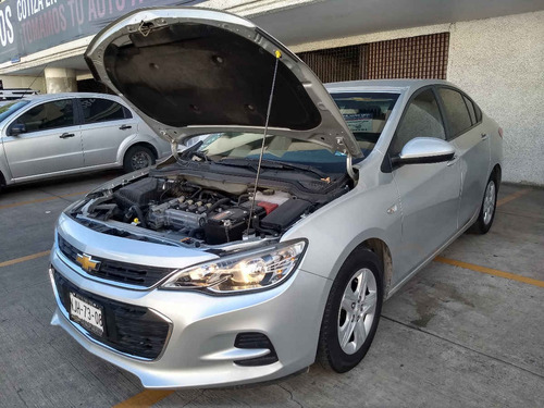 Imagen 8 de 15 de Chevrolet Cavalier 2018 4p Ls L4/1.5 Man