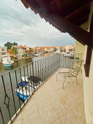 Imagen 12 de 12 de En Alquiler Th Con Terraza Y Balcon En Pueblo Viejo Pto La C