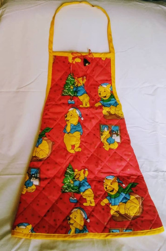 Delantal De Niñas en Tela Estampada De Winnie Pooh