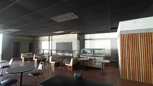 Imagen 3 de 15 de En Venta Local Comercial En Puerto La Cruz Con Excelente Ubicación Estratégica Situada En La Av De Pozuelos