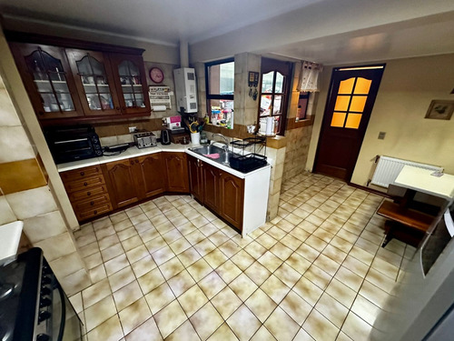 Excelente Casa En Arriendo ( Comercial ) / Jumbo Los Pablos
