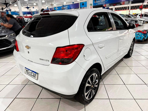 Chevrolet Onix 1.4 MPFI LTZ 8V