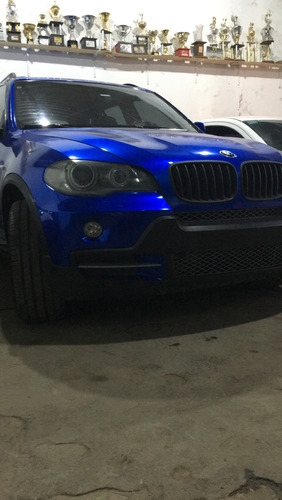 BMW X5 4.8 Is Premium