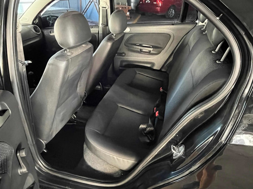 Imagen 13 de 22 de Volkswagen Gol Trend 2014 1.6 Pack I 101cv