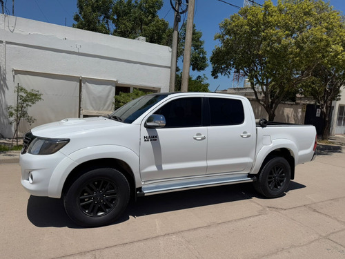 Toyota Hilux Srv 4x2 Manual