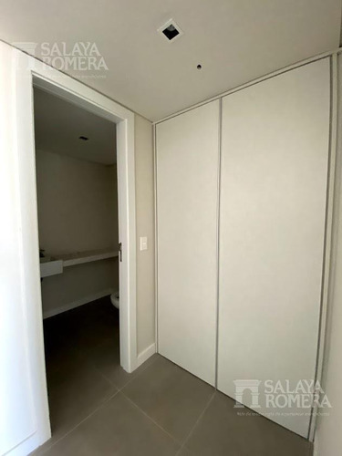 Imagen 2 de 10 de Espectacular Apartamento 2 Dormitorios En Av Roosvelt , Punta Del Este