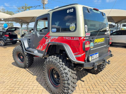 Troller T-4 4x4 2p 2004