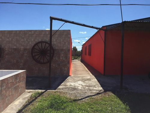 Campo, 100 Hectáreas, 2 Casas.
