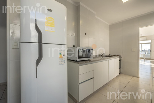 Departamento De 2 Ambientes Con Patio En Caballito - Venta -