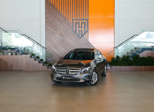 Mercedes-Benz Classe GLA 2.0 Vision Turbo 5p