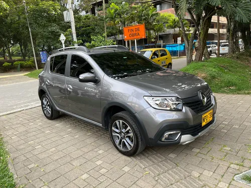 Renault Stepway 1.6 Intens