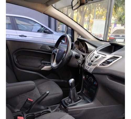 Ford Fiesta Kinetic Design 1.6 Design 120cv Titanium