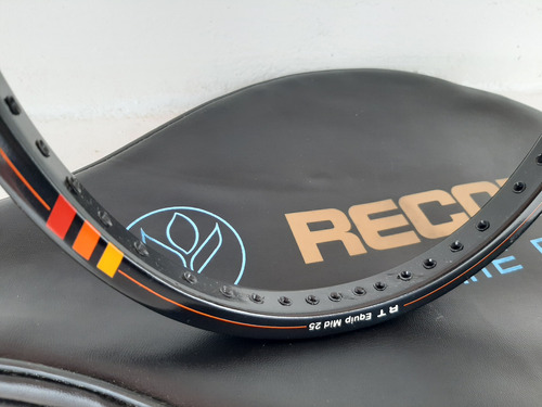 Raqueta Record Graphite Born -ind Argentina- Martinéz Negro 4 (Usado)