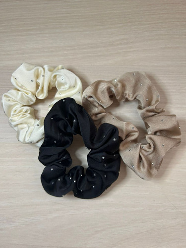 Scrunchies Colas Para El Cabello Elegantes