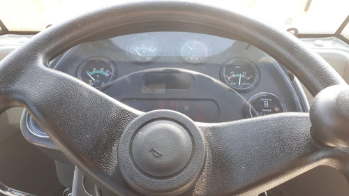 Imagen 7 de 13 de Pala Cargadora 1m3 Iron 930 De 84 Hp