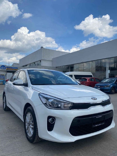Imagen 1 de 15 de Kia Kia Rio Sedan 2018 4p Ex Man Ve F. Niebla Ra-15