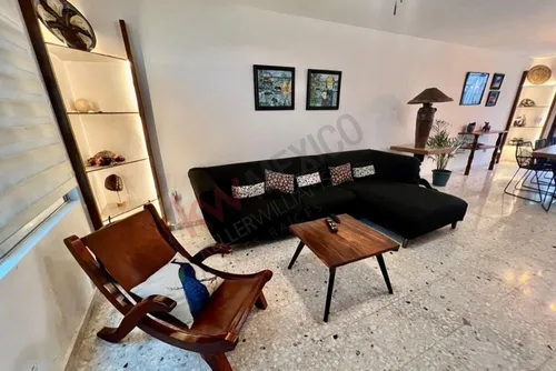 Precio Reducido Casa Con 2 Terrazas En La Azotea Y Un Patio