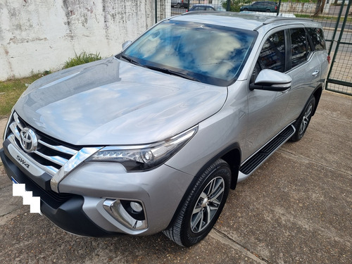 Toyota Hilux SW4 2.8 Srx 177cv 4x4 7as At
