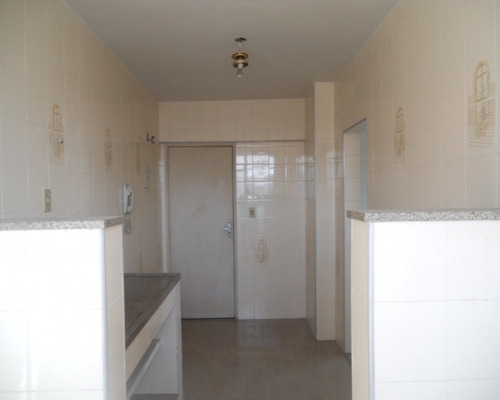 Imagem 12 de 15 de Apartamento Grande Com 2 Quartos Área À Venda- Cascadura - Com Habite-se - Aea2401