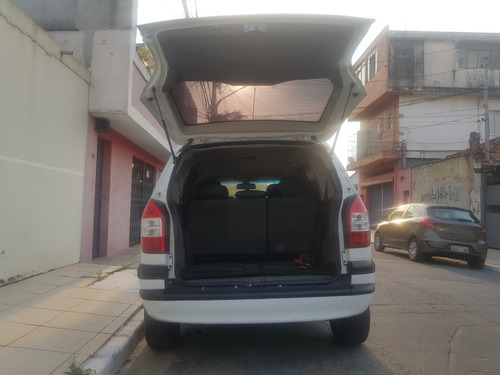 Imagem 11 de 15 de Chevrolet Zafira 2010 2.0 Elegance Flex Power Aut. 5p