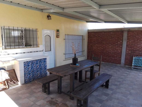 Imagen 5 de 9 de Vendo Casa En Monte Caseros, Excelente Estado