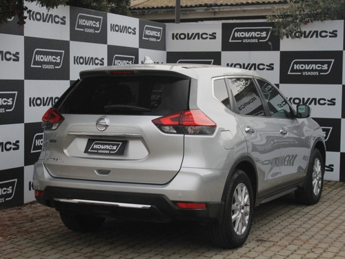 Nissan X-Trail CVT 2.5 AT