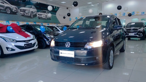 Imagem 1 de 15 de Volkswagen Fox 1.0 Tec (flex) 4p