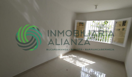 Casa En Arriendo En Cabecera Del Llano. Cod A16991