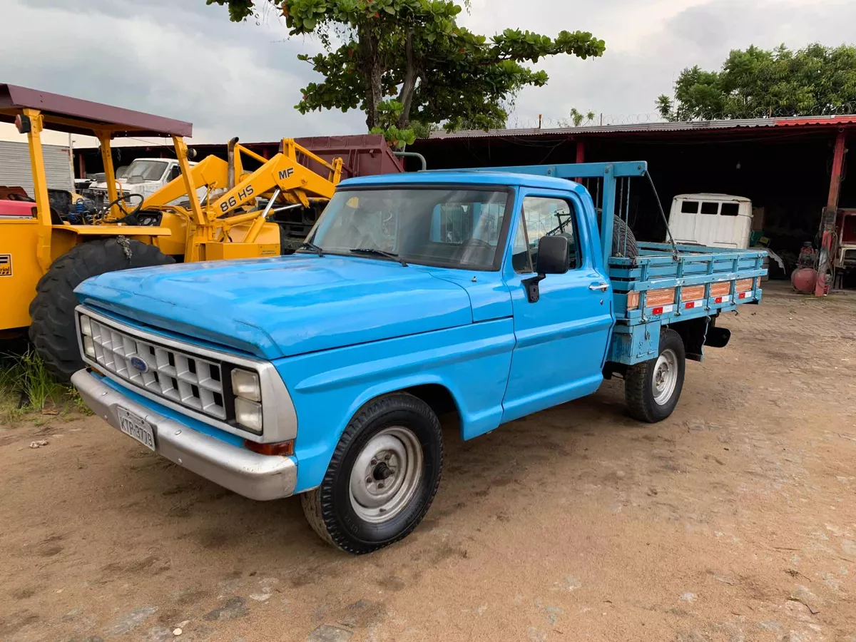 Ford F1000 Ford F-1000 Diesel